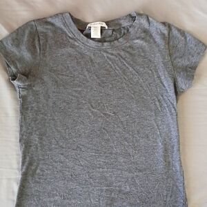Women gray shirt